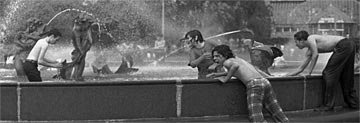 f-Fountain-Fun-122